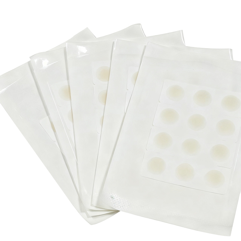 Cerotto per acne con bordi idrocolloidali